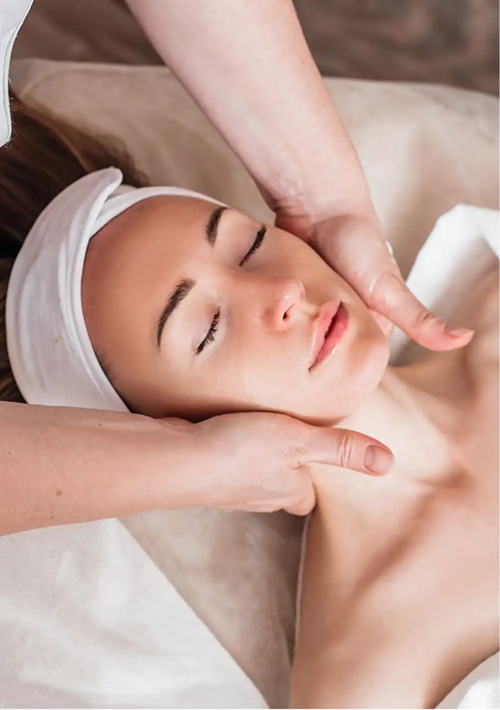 Woman receiving relaxing massage at OYL Beauty spa in Puerto Vallarta